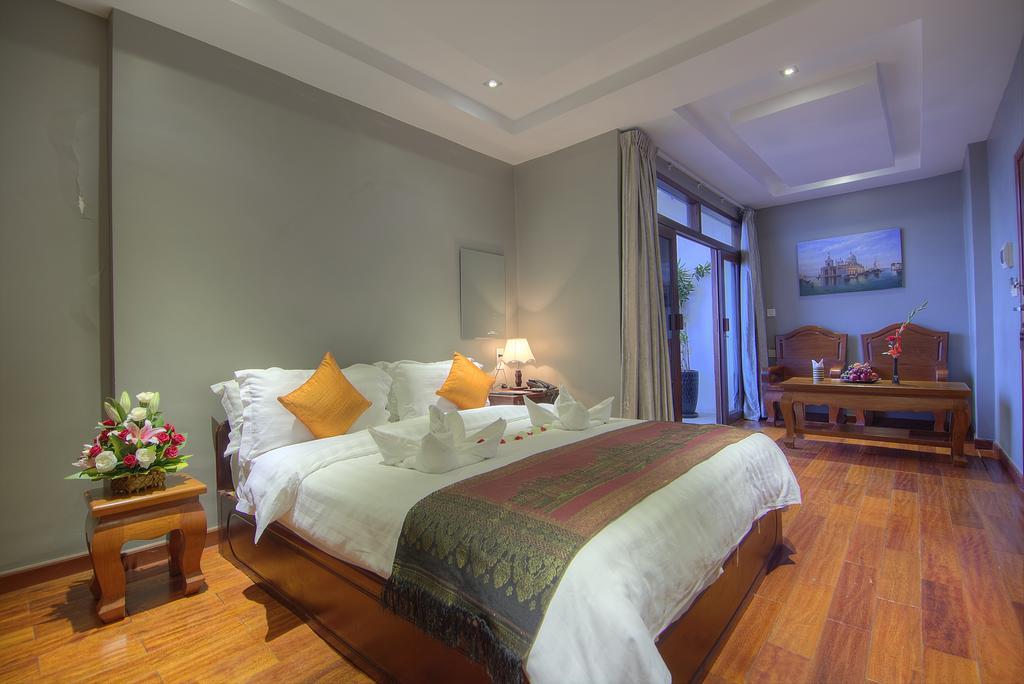 Le Grand Mekong Hotel Phnom Penh Exterior photo